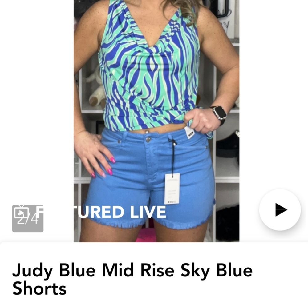 Judy Blue sky blue shorts